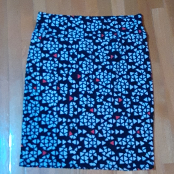 LuLaRoe Dresses & Skirts - LuLaRoe Skirt 2XL